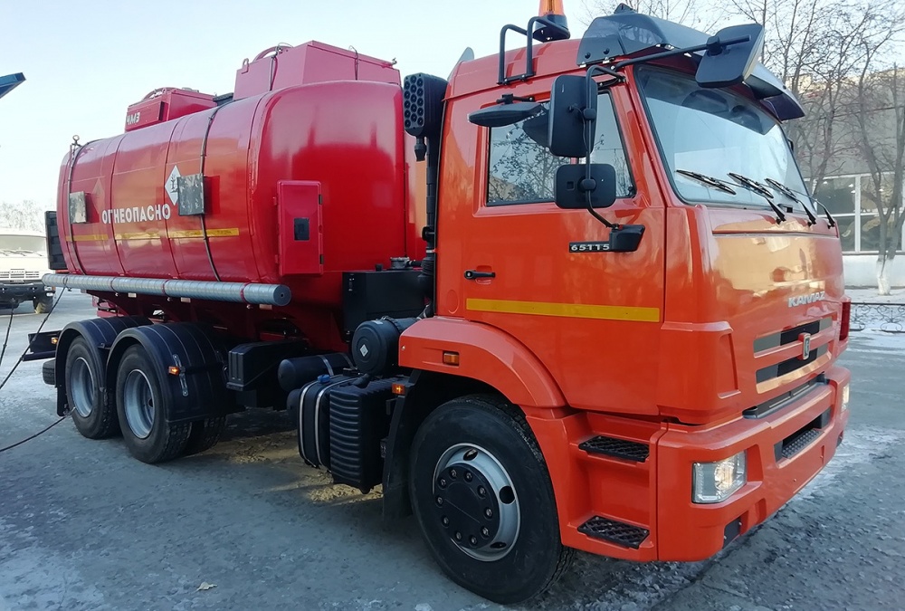 Автотопливозаправщик 15/2 на базе шасси Камаз 65115-4081-56 ЧМЗ